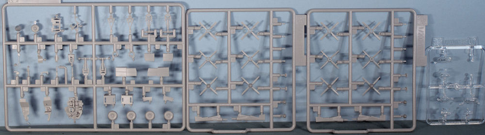 DML 2017 1/200 XB-35 Flying Wing Parts Image 03