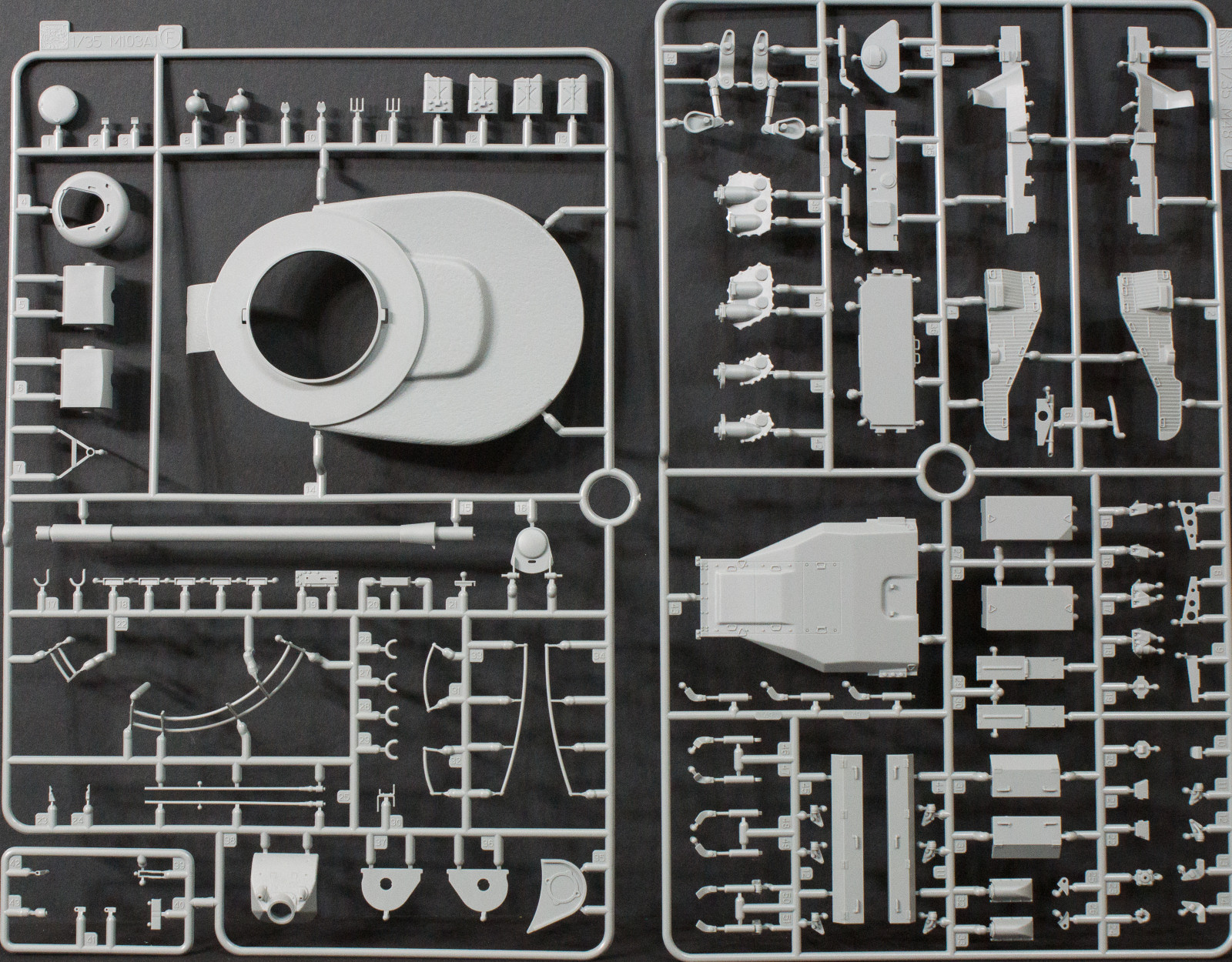 DML 3549 1/35 M103A2 Heavy Tank Image 02