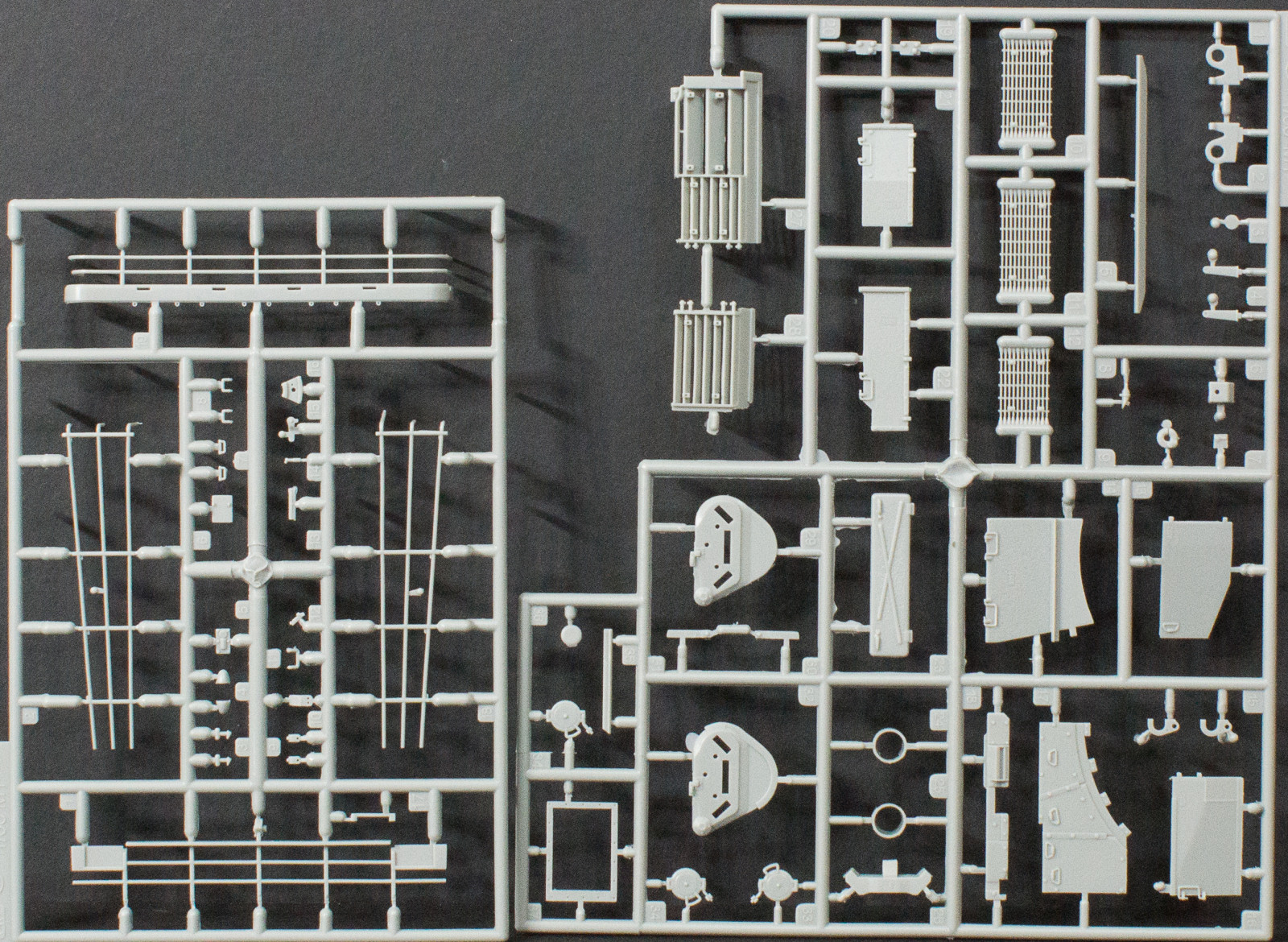 DML 3556 1/35 M1A2 SEP V2 Abrams Parts Image 05