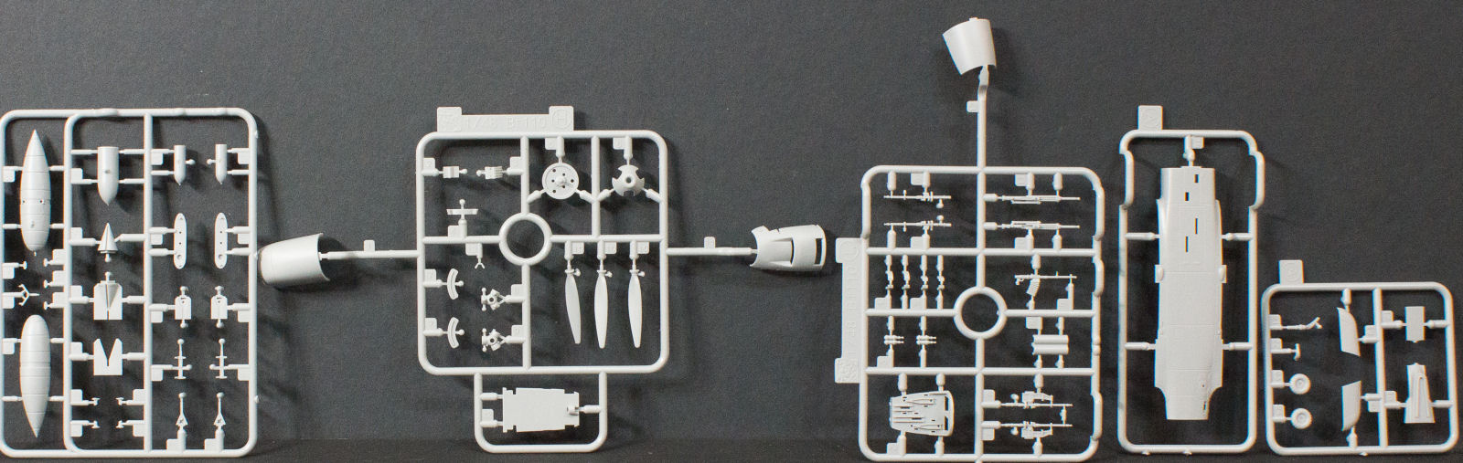 DML 5560 1/48 Bf 110E-2 Tropical Parts Image 03