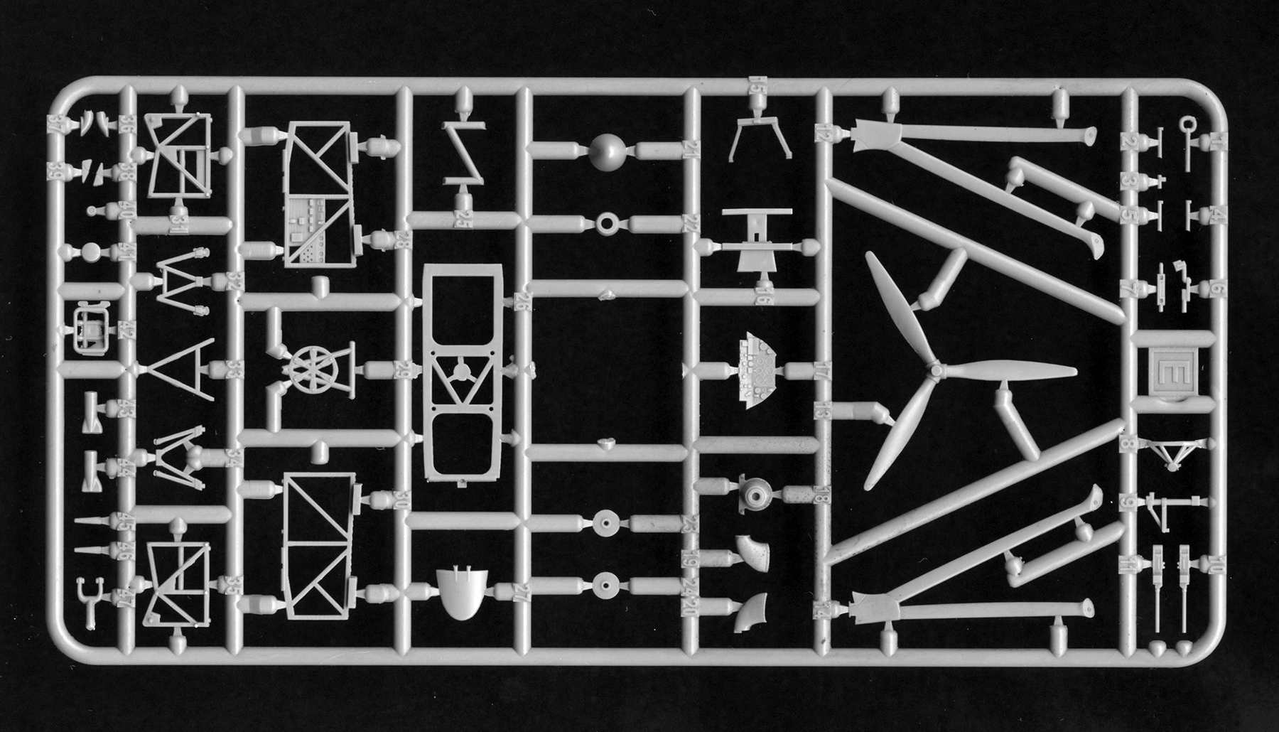Dora Wings 72023 1/72 Westland Lysander Mk.III (SD) Parts Image 06