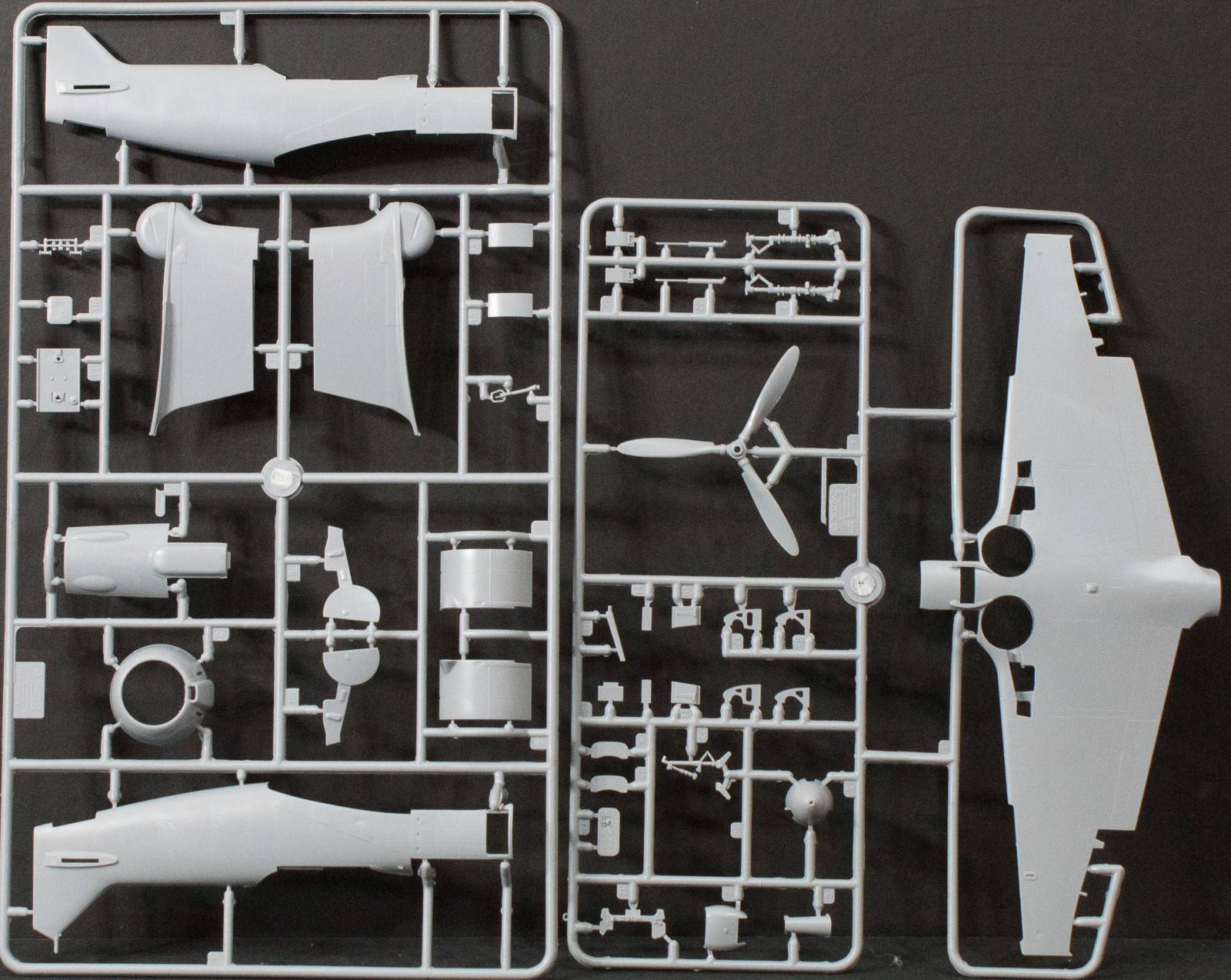 Eduard 1189 1/48 Prvni doma First Look Image 01