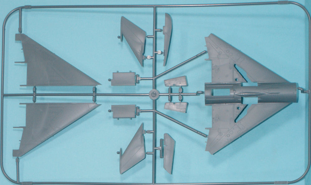 Eduard 8232 1/48 MiG-21bis Image 02