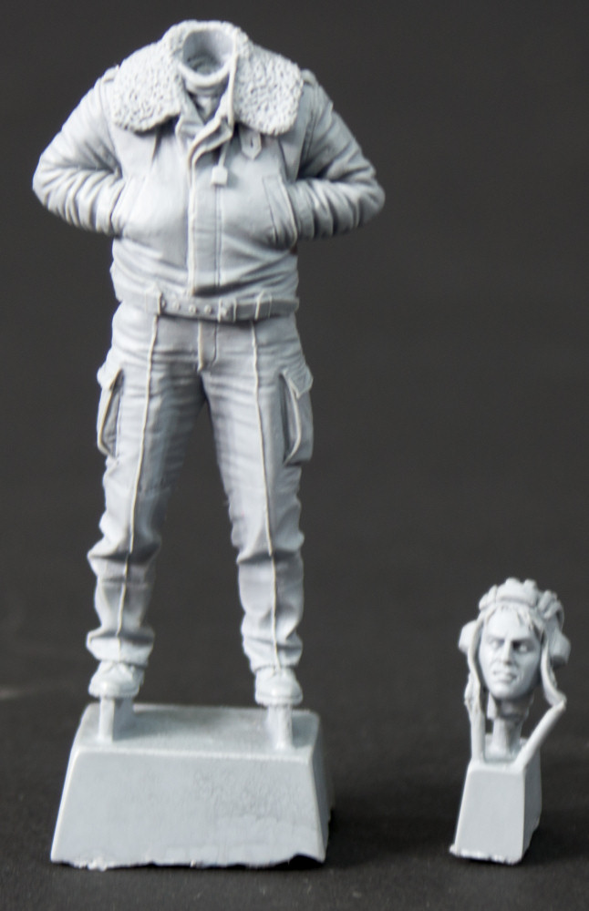 Evolution Miniatures 35087 1/35 Modern Russian Tankman Parts Image 01