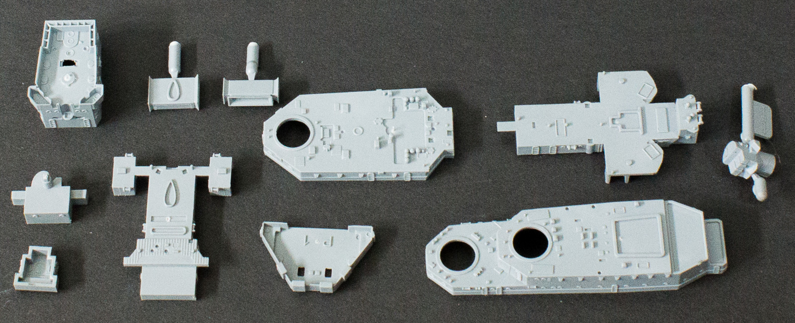 Flyhawk 1112 1/700 HMS Naiad 1940 Parts Image 02