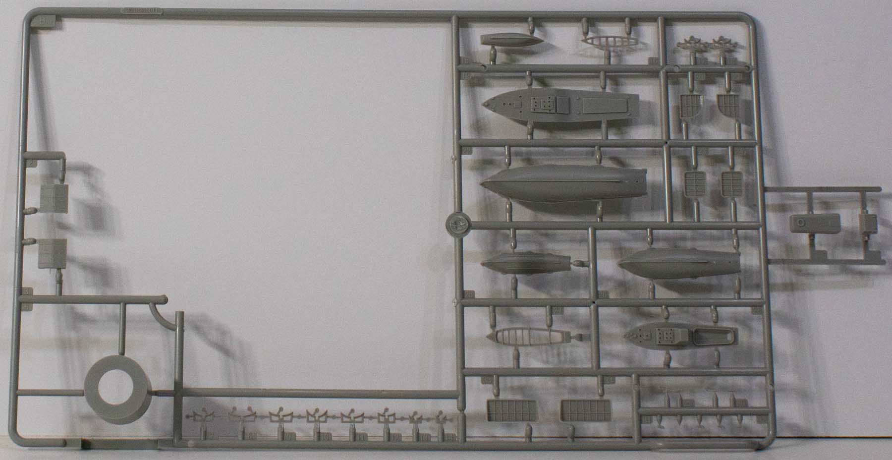Gallery Models 64010 1/200 Battleship Yamato Review Image 08