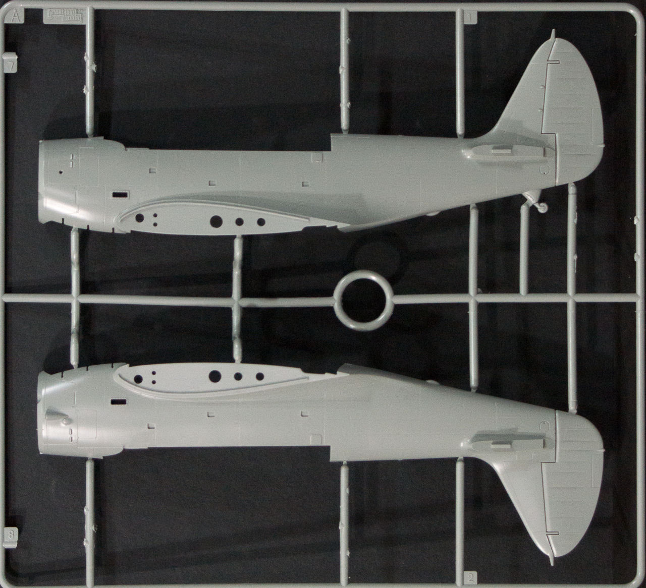 Great Wall Hobby 4812 1/48 TBD-1A Devastator Floatplane Parts Image 01