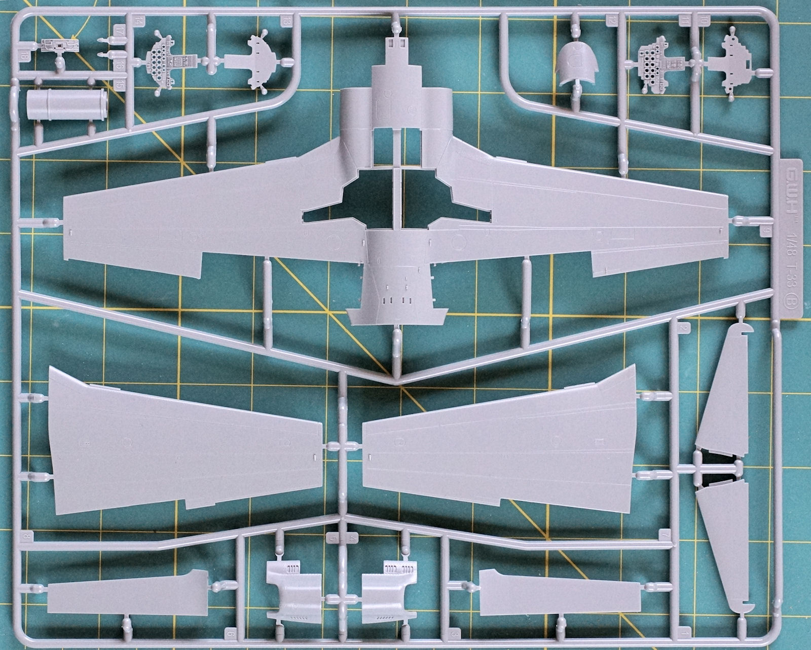 Great Wall Hobby 4819 1/48 T-33A Shooting Star Parts Image 02
