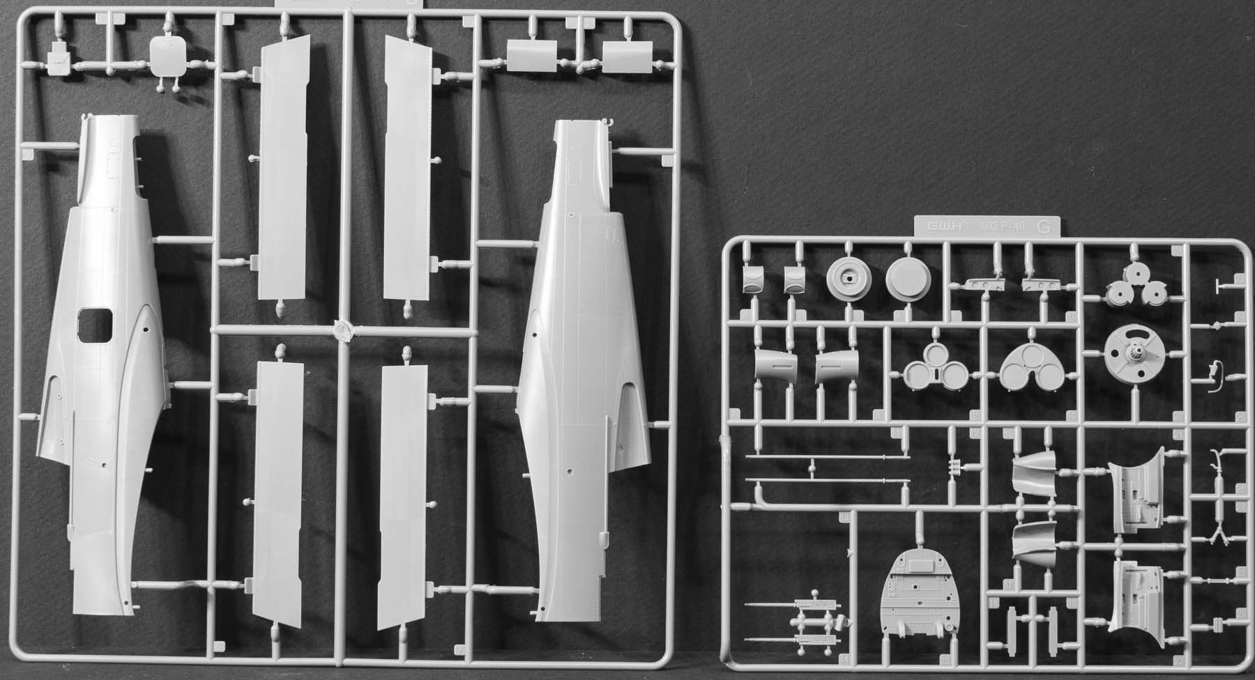 Great Wall Hobby l3201 1/32 Hawk 81-A2 'Flying Tigers' Parts Image 01
