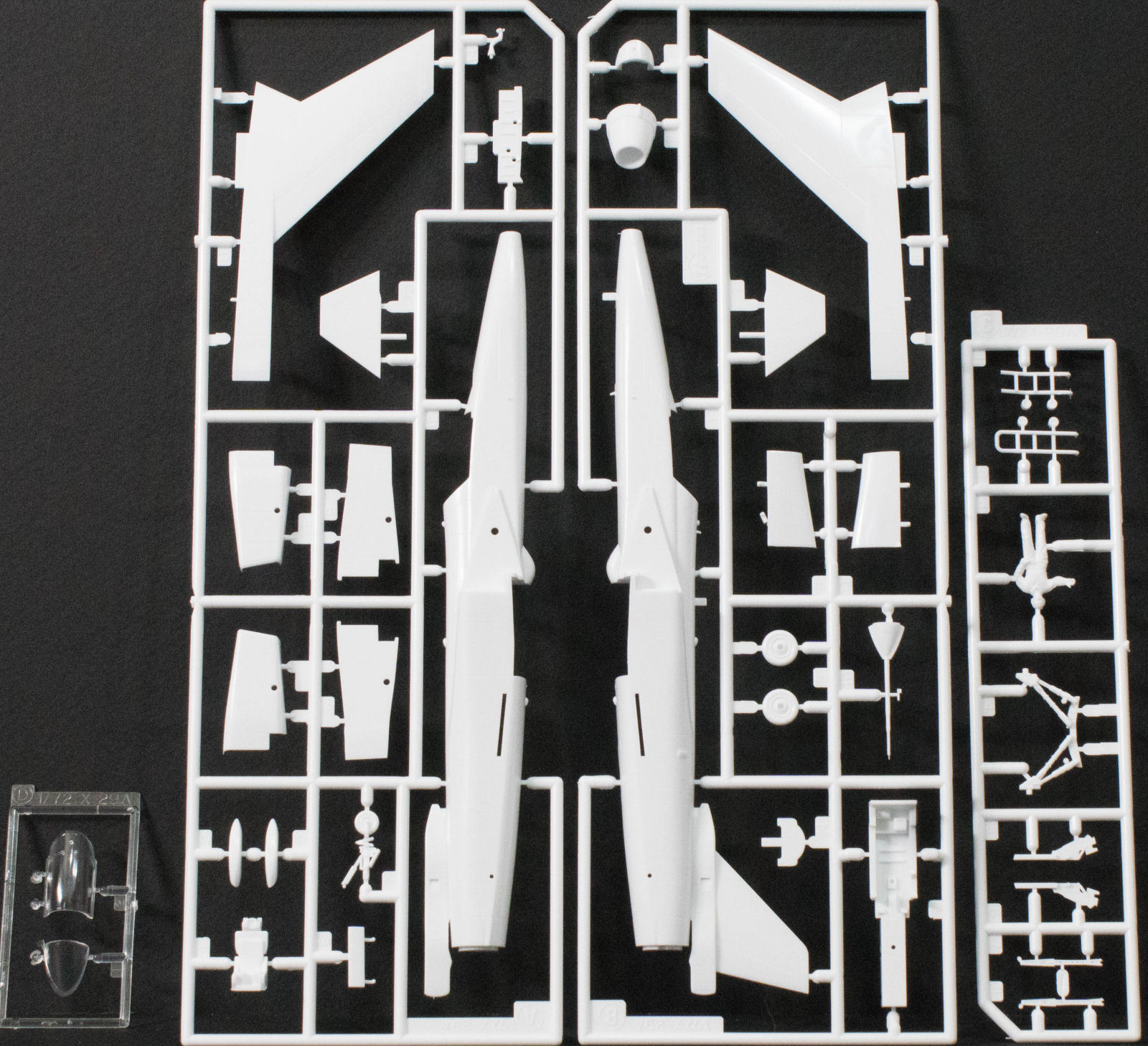 Hasegawa 02206 1/72 X-29 'NASA' Kit First Look Image 01