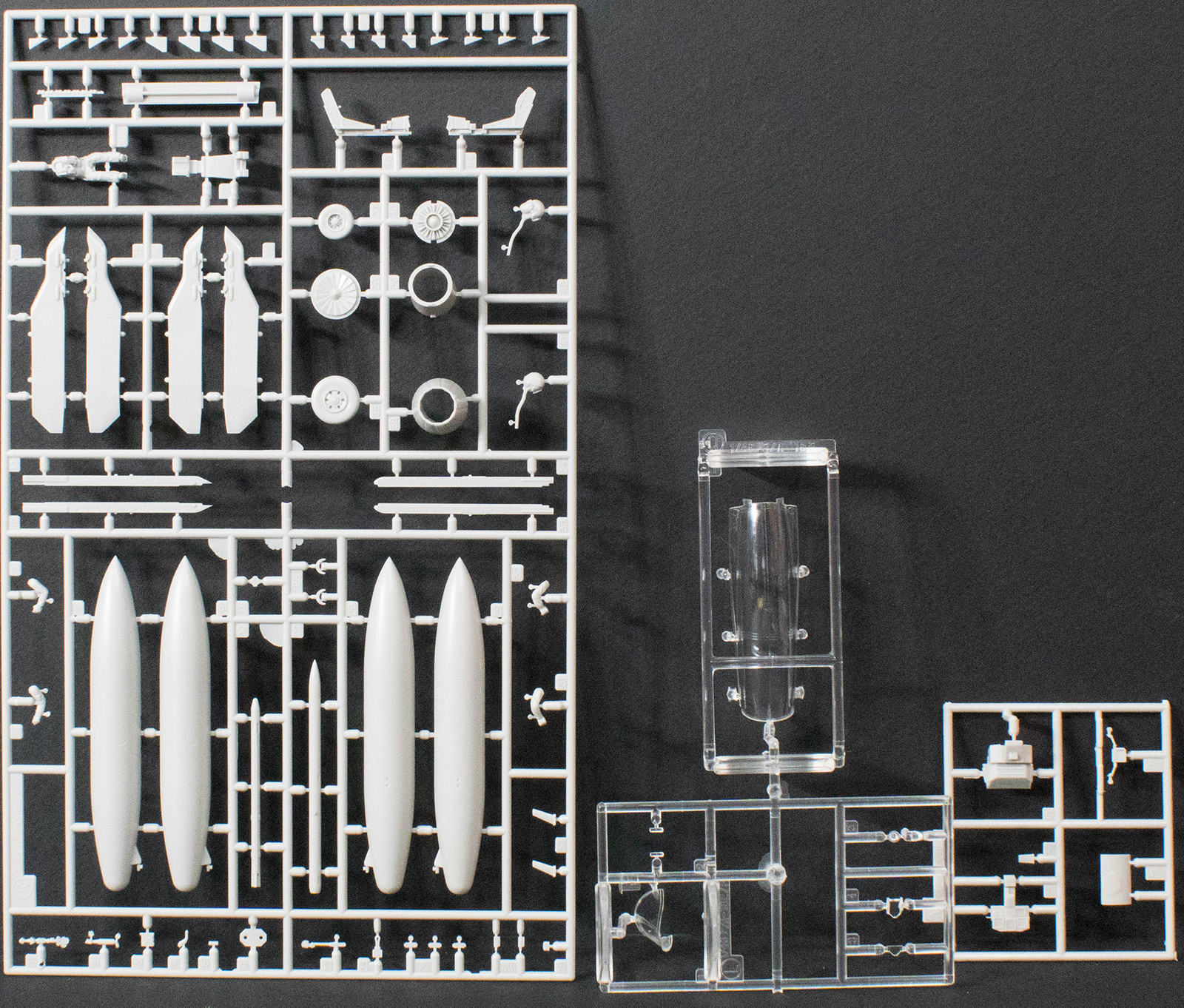 Hasegawa 07450 1/48 F/A-18F Super Hornet 'VX-23 Salty Dogs' Kit First Look Image 03