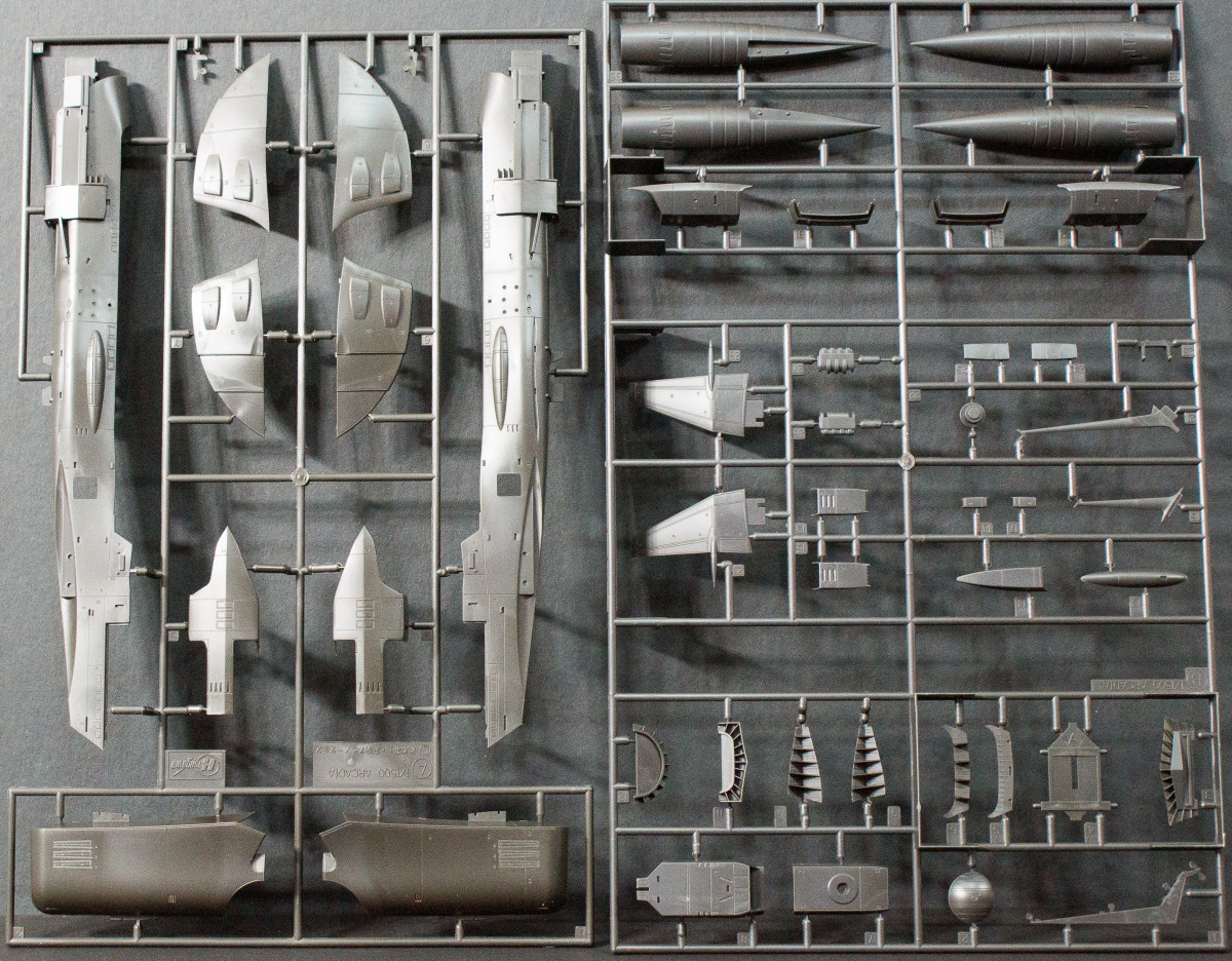 Hasegawa 64709 1/1500 Space Pirate Battleship Arcadia Kit First Look Image 01
