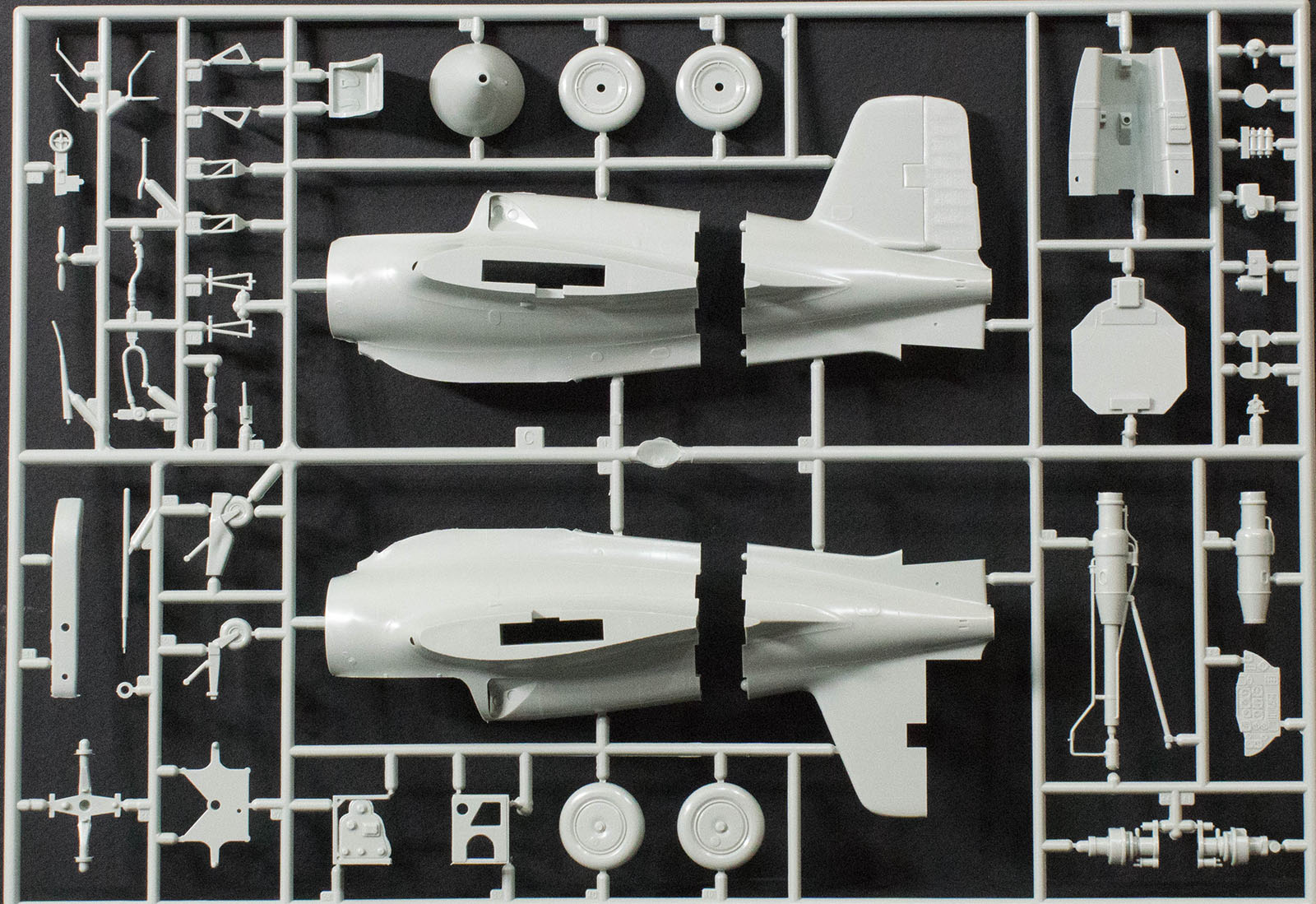Hasegawa JS087 1/32 Messerschmitt Me 163B Komet Kit First Look Image 01