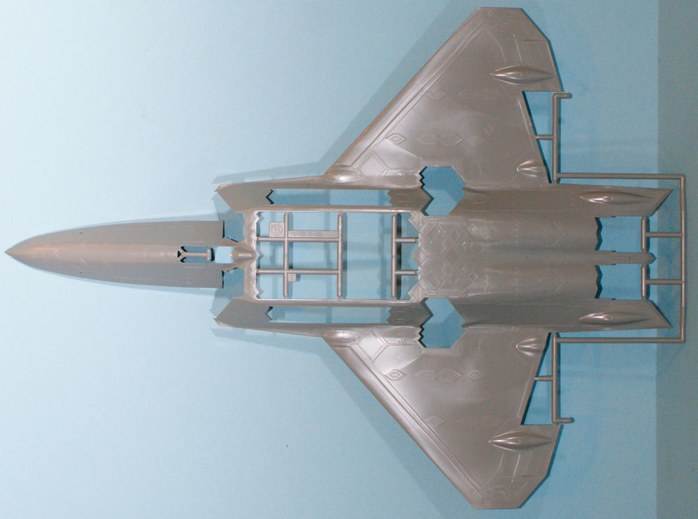 Hasegawa 07245 1/48 Lockheed Martin F-22 Raptor Kit First Look