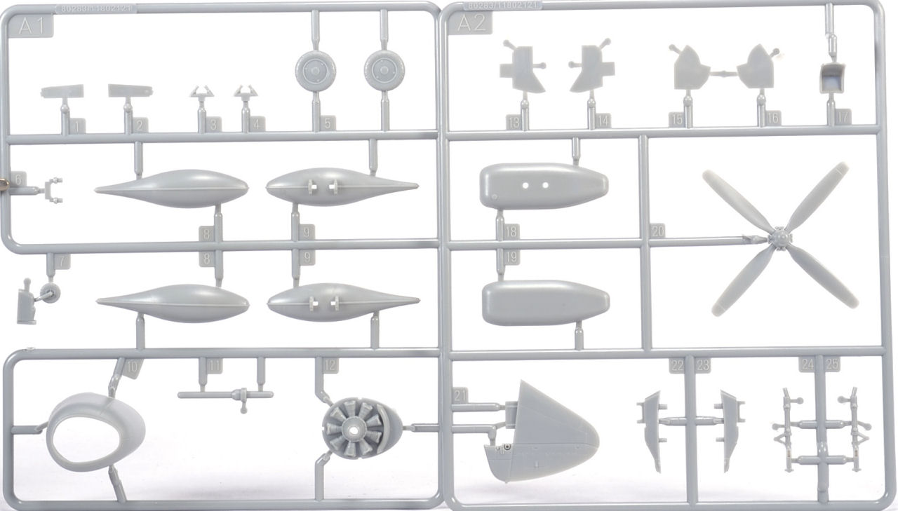 Hobby Boss 80283 1/72 P-47D Thunderbolt Razorback Kit Review Image 02