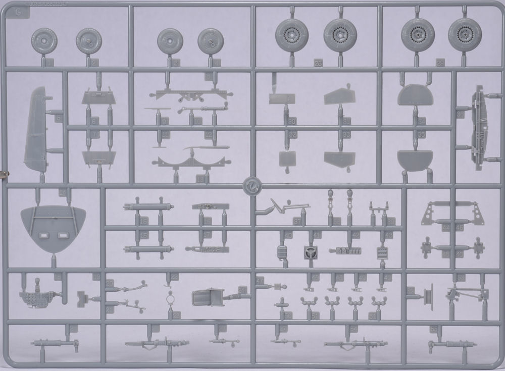 Hobby Boss 80374 1/48 Me 262A-1A/U2 Kit Image 03