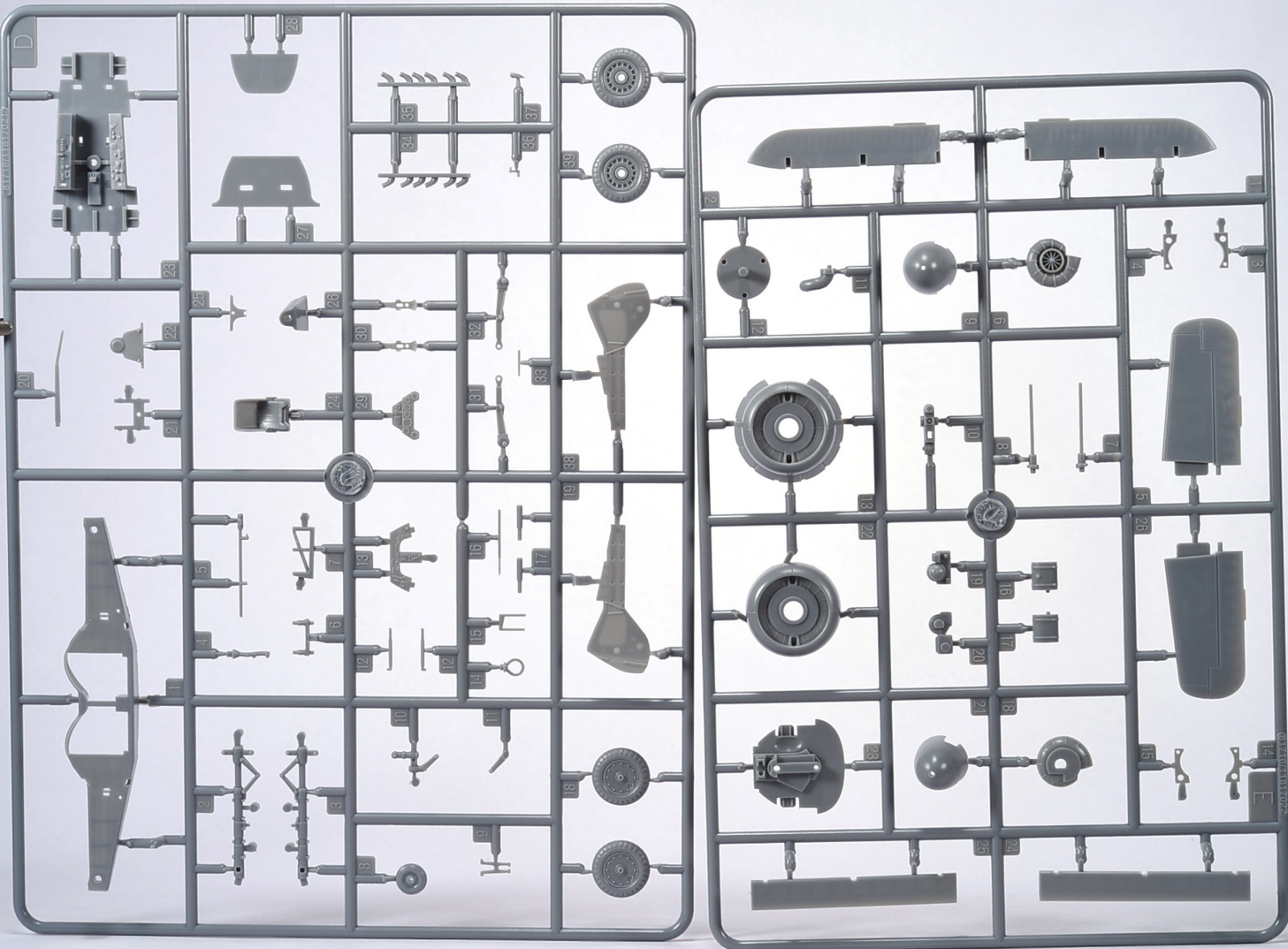 Hobby Boss 81718 1/48 Fw 190D-11 Kit Image 02