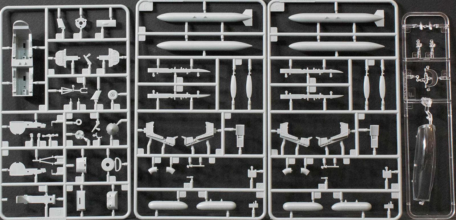 Hobby Boss 81763 1/48 EMB-312 Tucano Kit Image 03