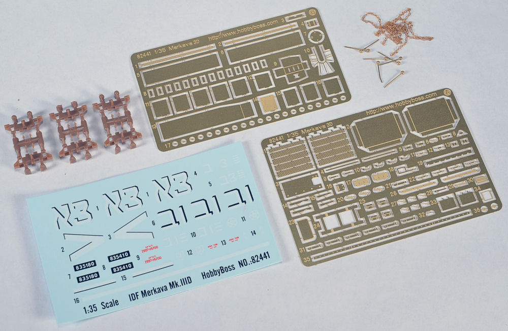 Hobby Boss 82441 1/35 Merkava Mk.IIID Kit Image 11