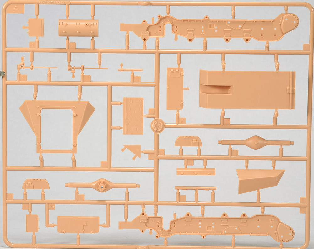 Hobby Boss 82491 1/35 Sd.Kfz.254 Tracked Armored Scout Car Kit Image 03