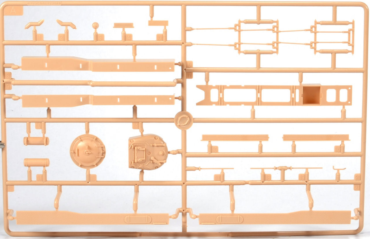 Hobby Boss 82914 1/72 German Dampflokomotive BR86 Kit Image 03