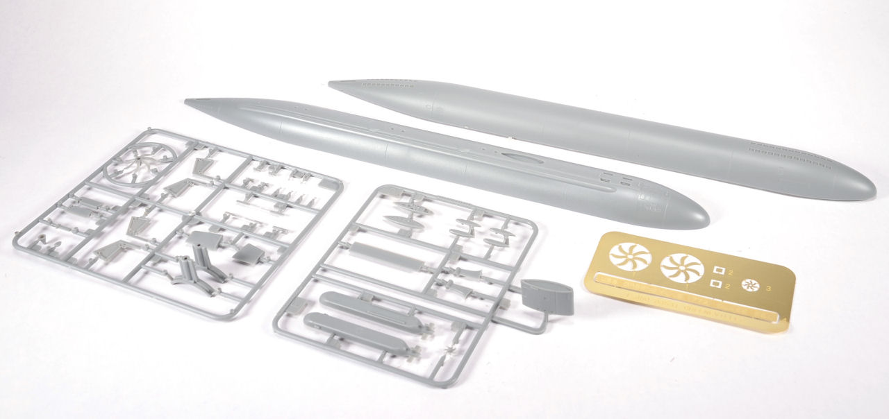 Hobby Boss 83531 1/350 USS Greenville SSN 772 Kit Image 01