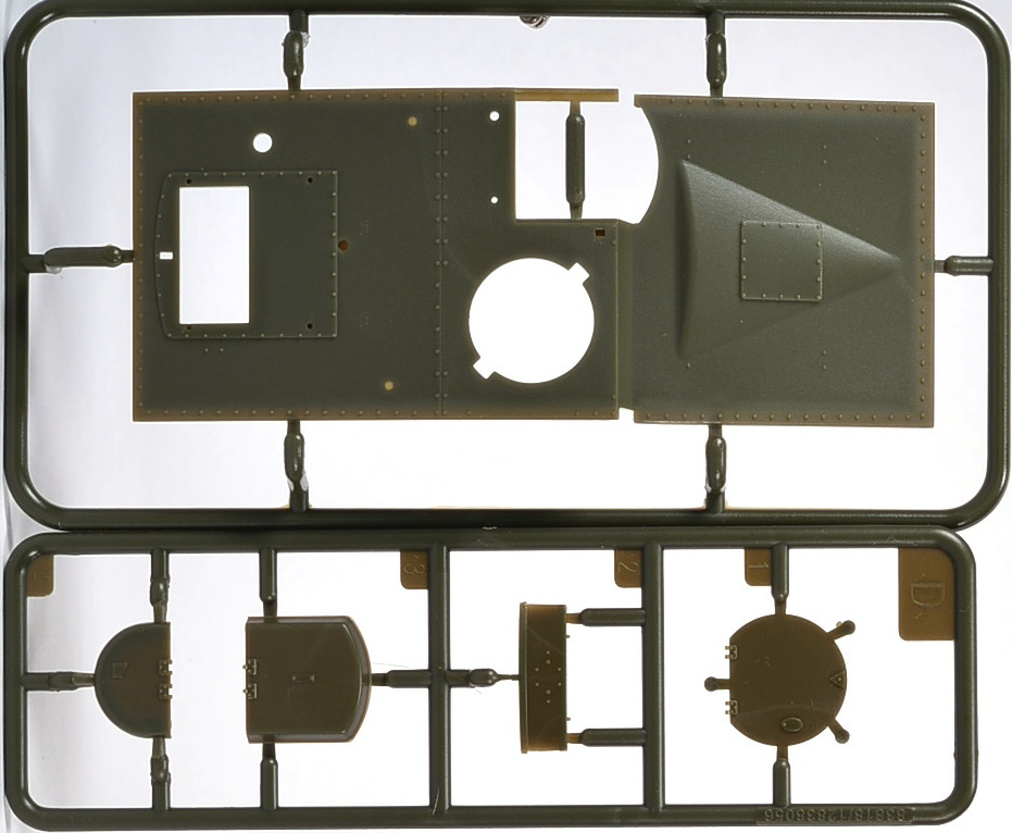 Hobby Boss 83818 1/35 Soviet T-37 Amphibious Light Tank – Early Kit Image 02
