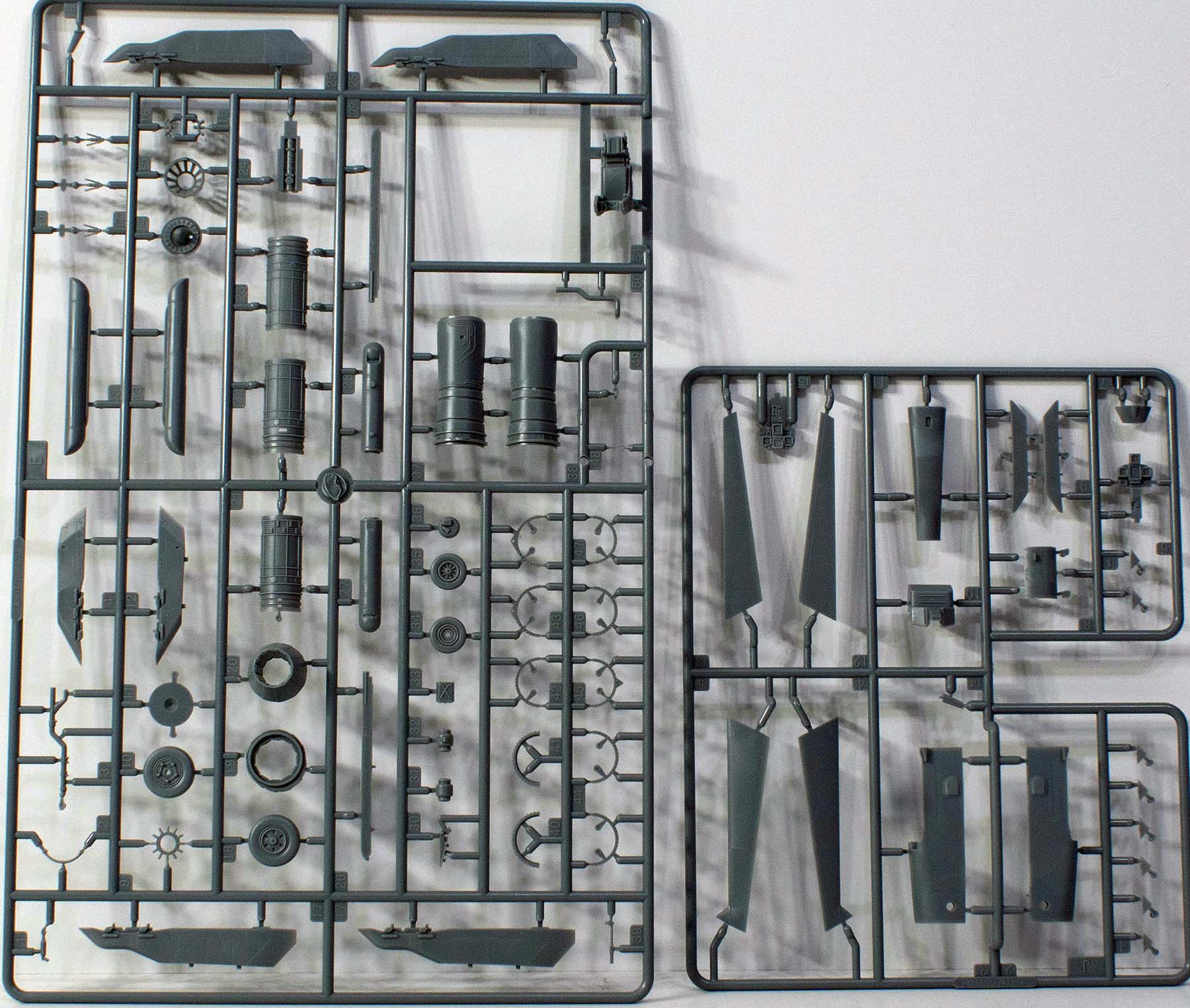 Hobby Boss 85814 1/32 EA-18G Growler Kit Image 05