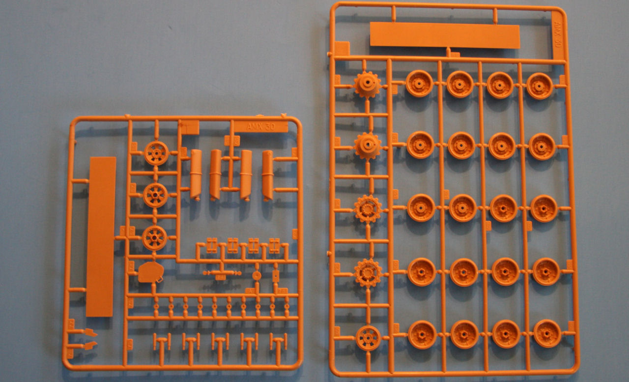 Heller 81123 1/35 AMX 30 DCA Parts Image 04