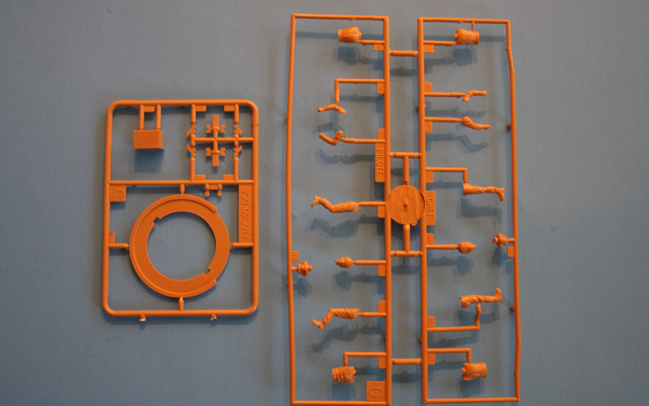Heller 81123 1/35 AMX 30 DCA Parts Image 05