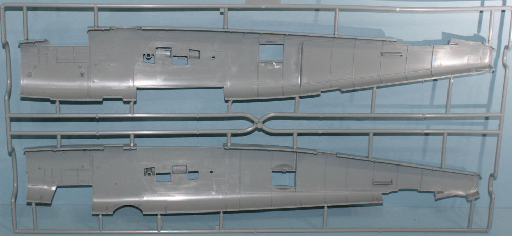 HK Models 01E01 1/32 B-25J Mitchell First Look Image 02