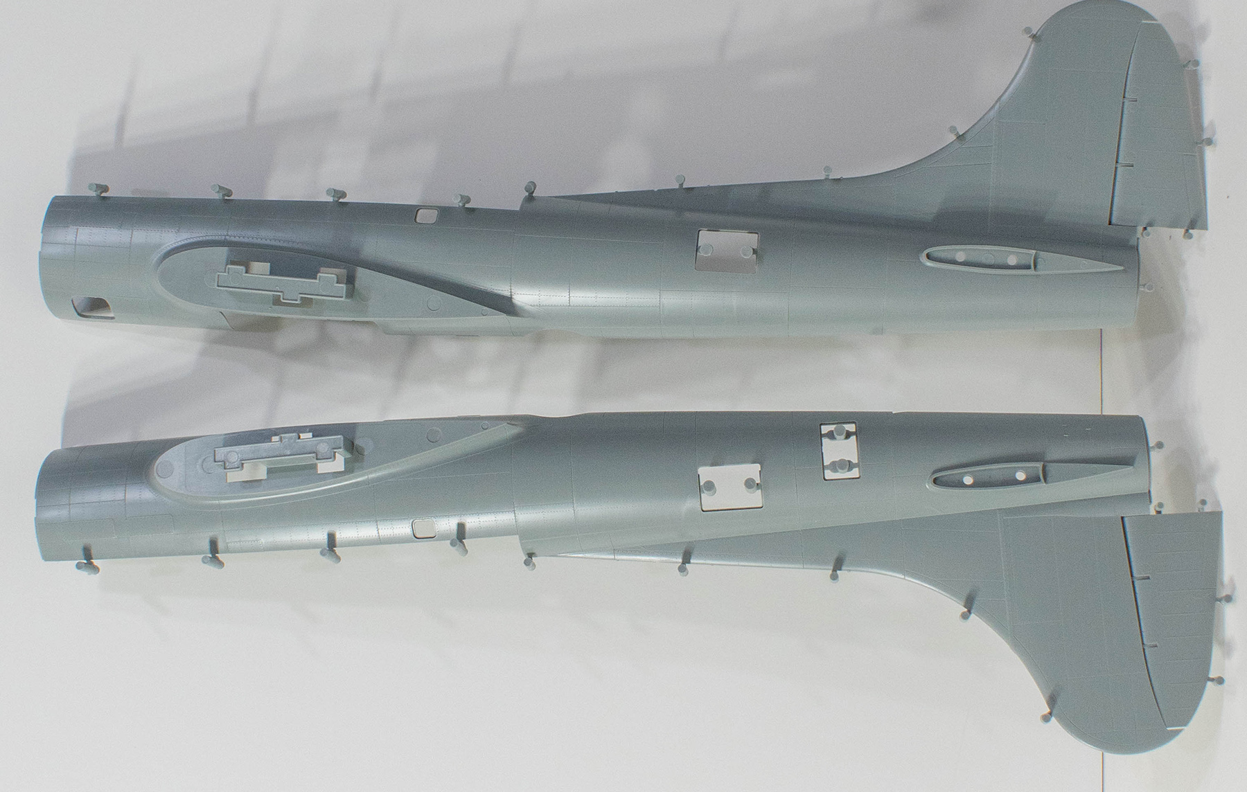 HK Models 01f01 1/48 B-17G Flying Fortress First Look Image 01