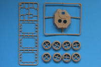 1/35 KTO Rosomak 'The Green Devil' Kit