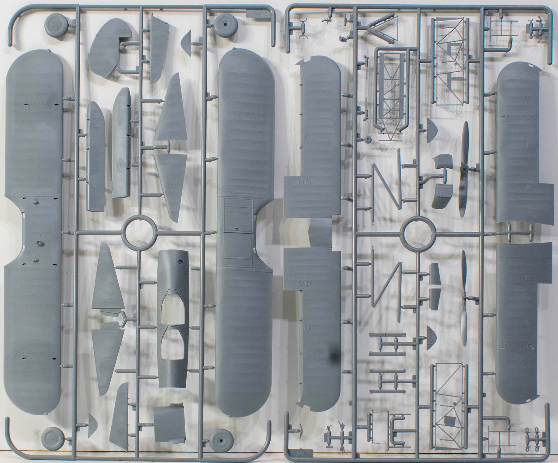 ICM 32052 1/32 Stearman PT-13 Kaydet Kit Image 02