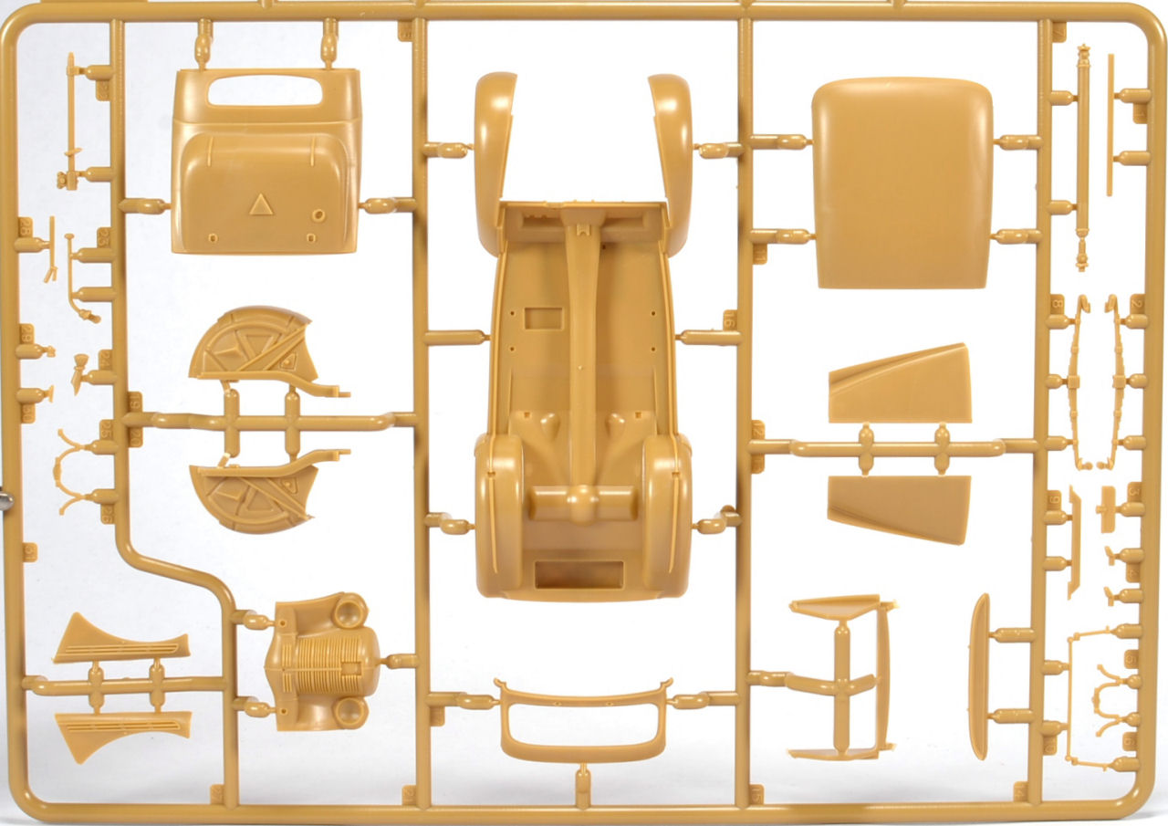 ICM 35478 1/35 Kadett K38 Saloon German Staff Car Kit Image 01