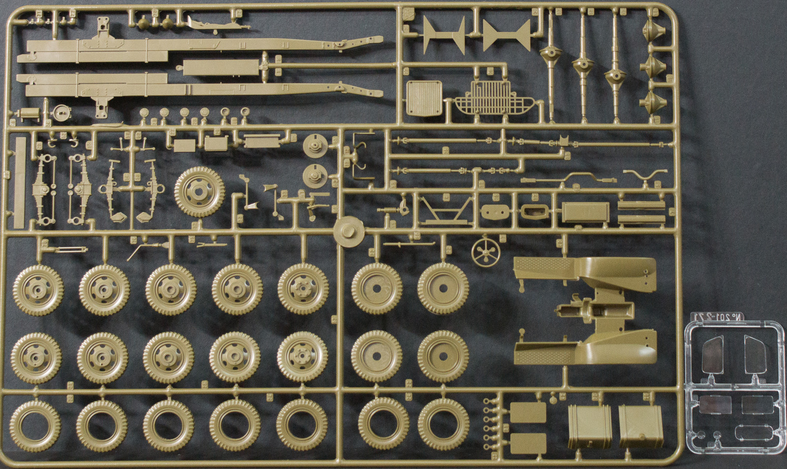 Italeri 0201 1/35 2½ ton 6x6 Water Tank Truck Parts Image 02