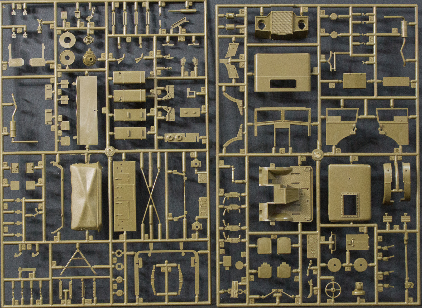Italeri 0240 1/35 Chevrolet Gun Tractor Parts Image 03