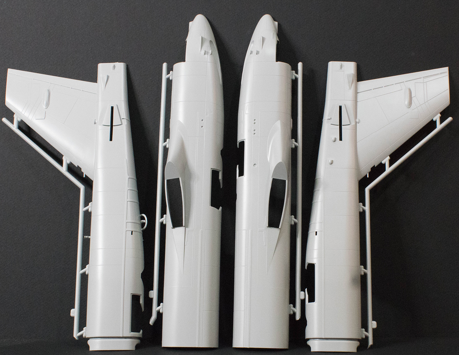 Italeri 1378 1/72 B-52G Stratofortress Parts Image 01