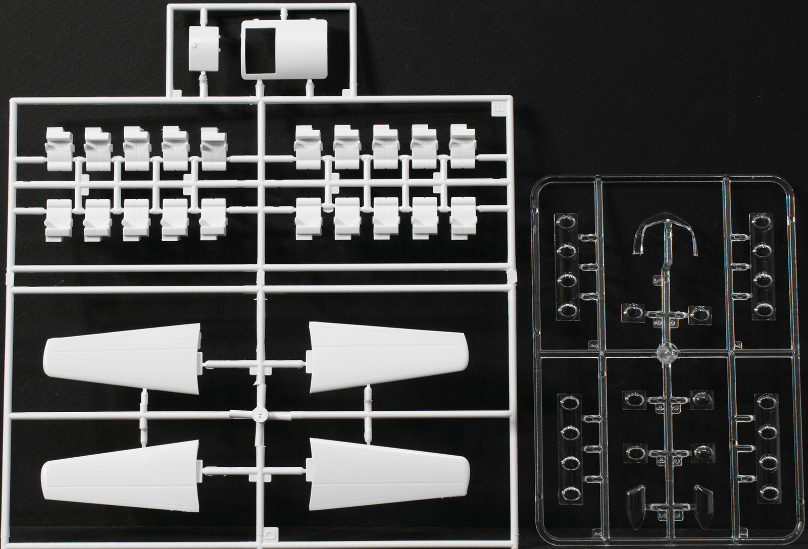 Italeri 1430 1/72 F27 Friendship Parts Image 04