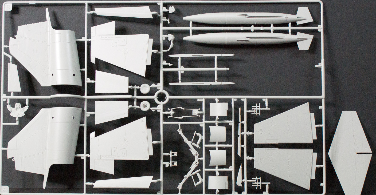 Italeri 2502 1/32 F-104G/S Starfighter Parts Image 02