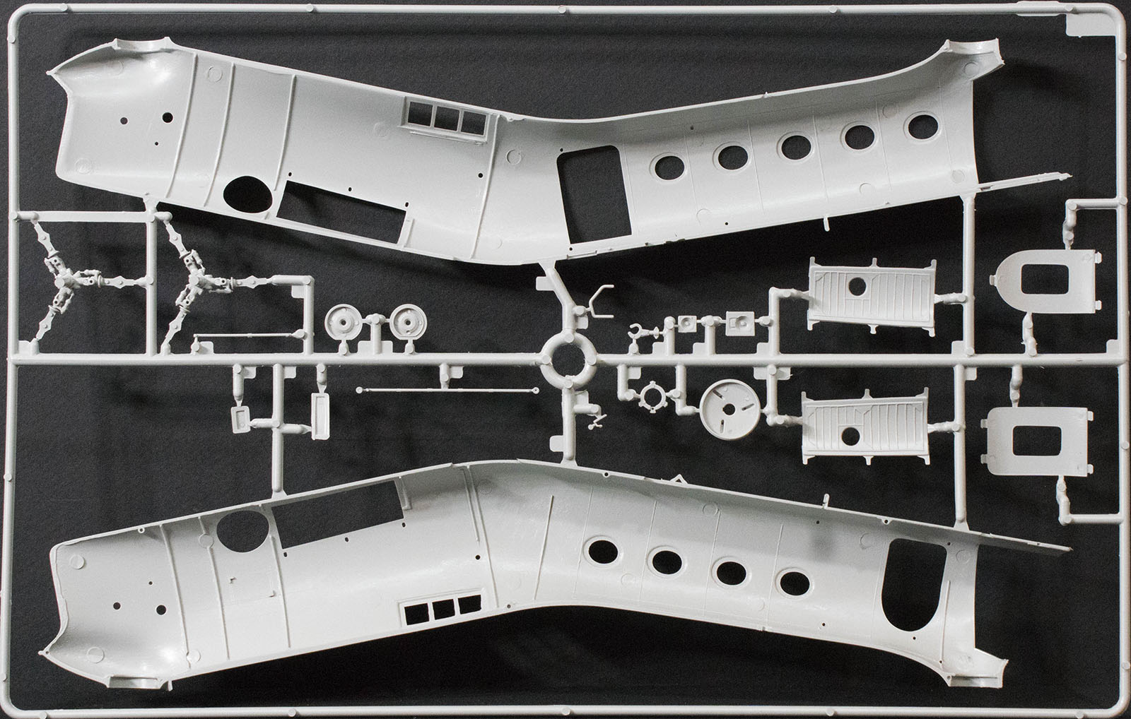 Italeri 2733 1/48 H-21C Shawnee Parts Image 02
