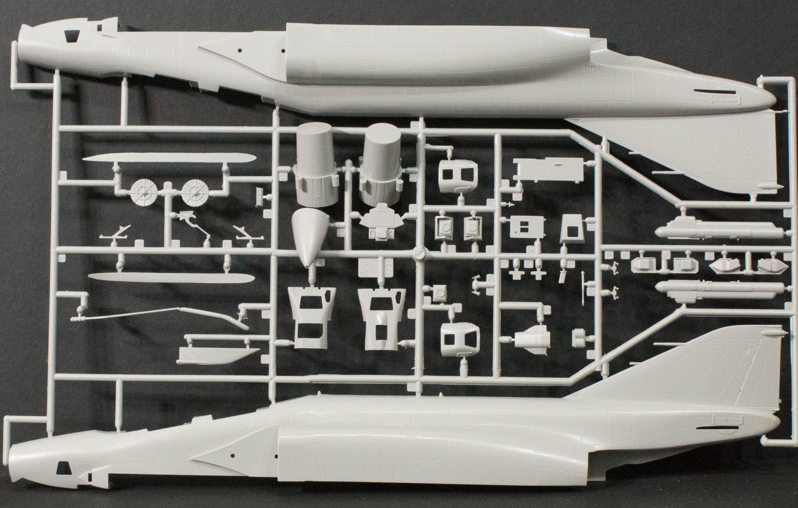 Italeri 2737 1/48 RF-4E Phantom II Kit First Look Image 01