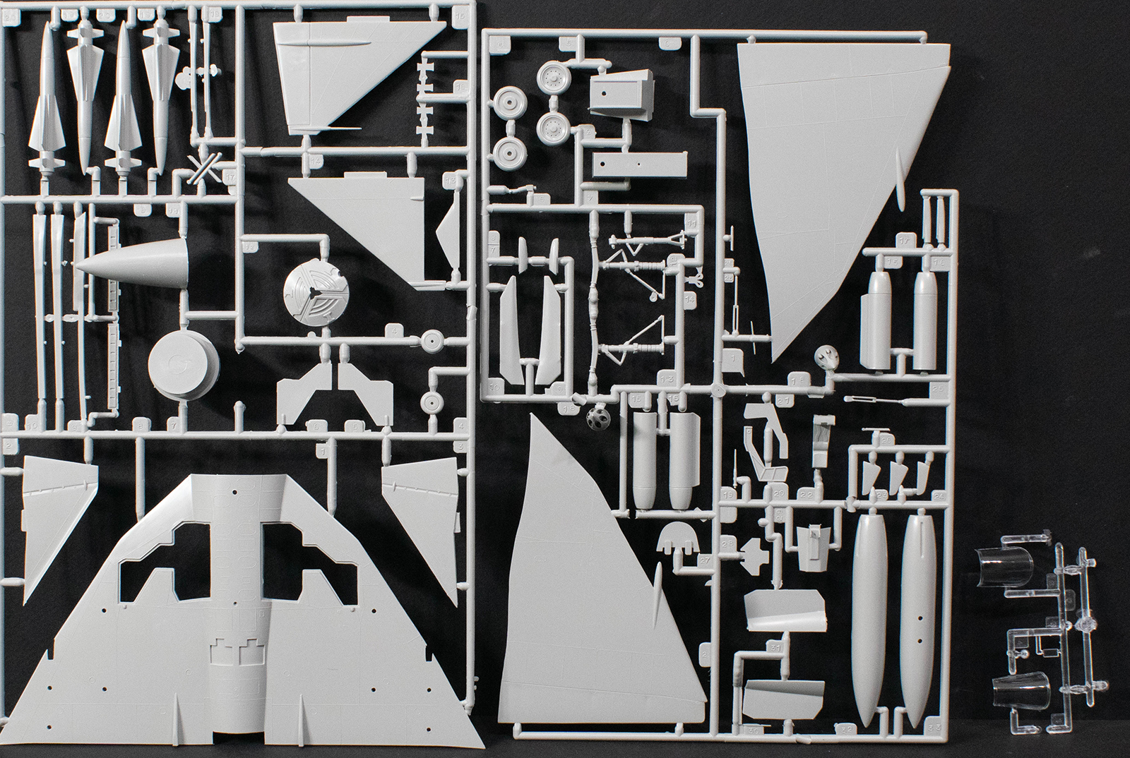Italeri 2785 1/48 JA-37/AJ-37 Viggen Parts Image 02