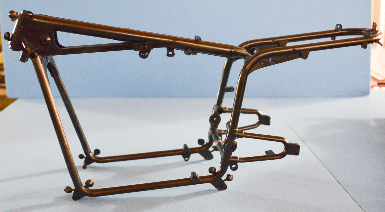 Italeri 4513 1/6 Moto Guzzi V850 California Parts Image 05