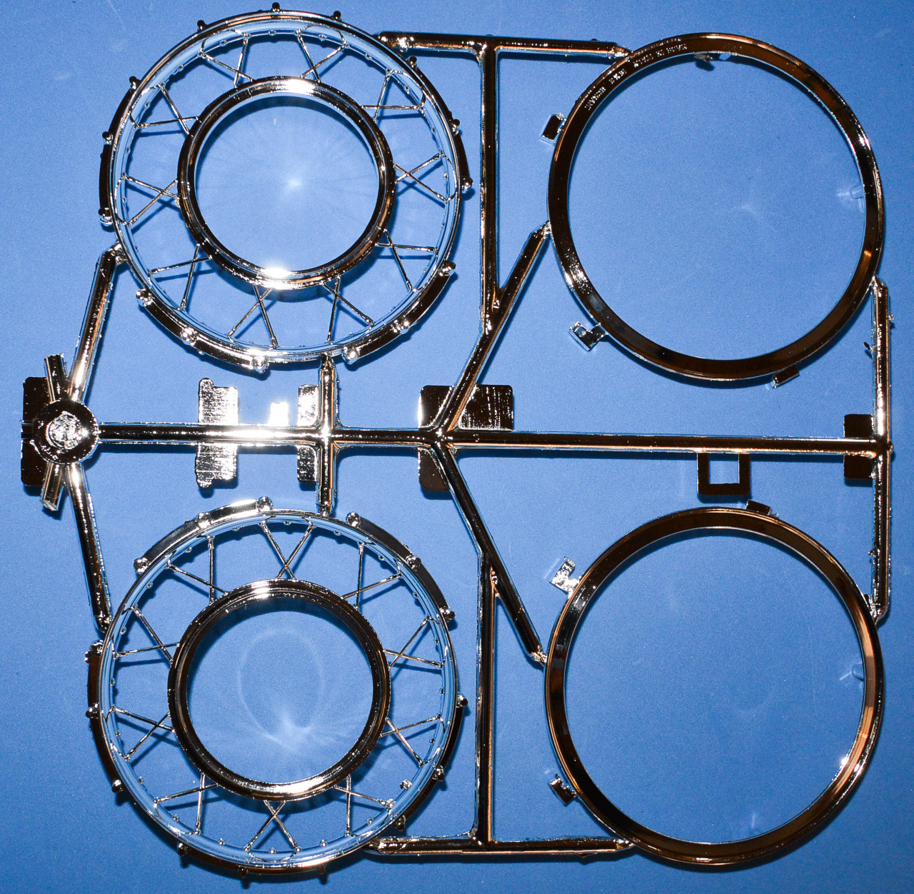 Italeri 4513 1/6 Moto Guzzi V850 California Parts Image 15