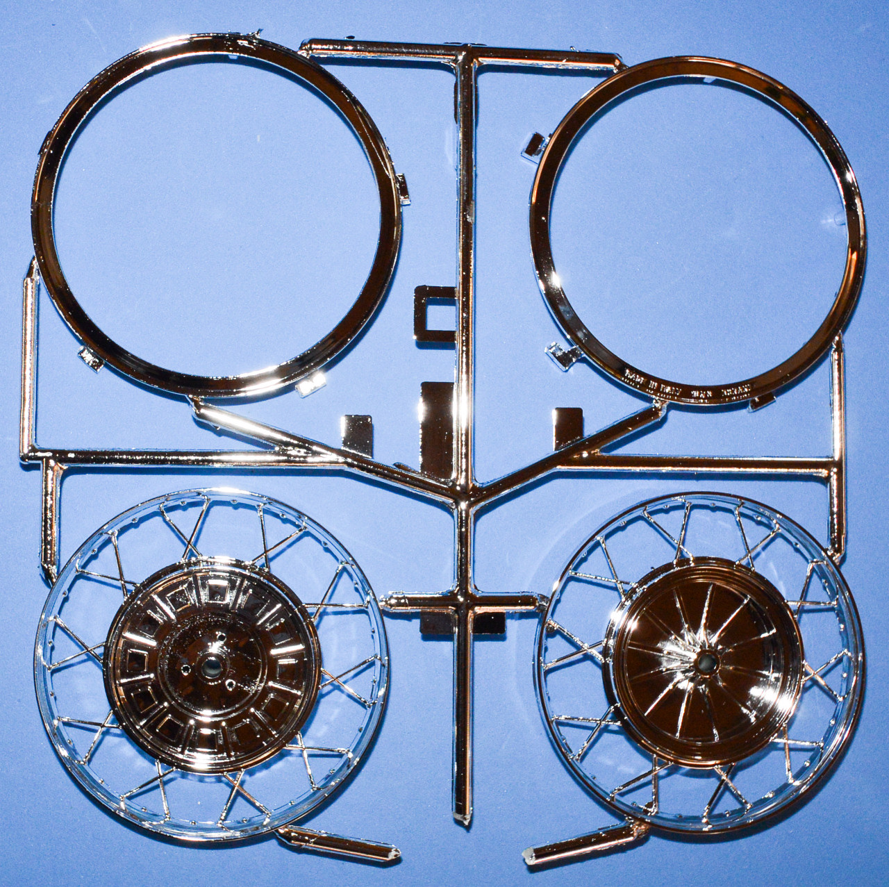Italeri 4513 1/6 Moto Guzzi V850 California Parts Image 16