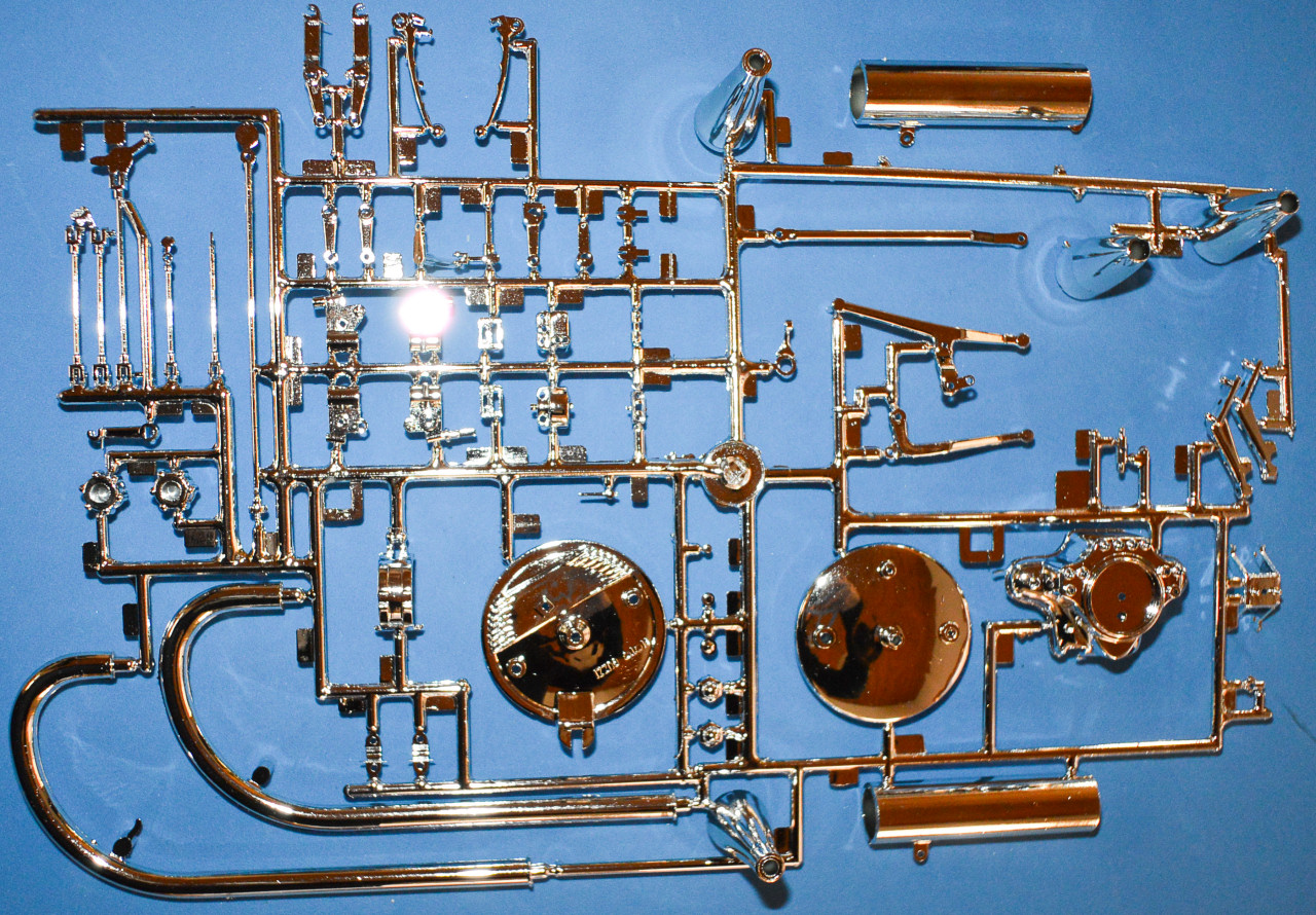 Italeri 4513 1/6 Moto Guzzi V850 California Parts Image 19