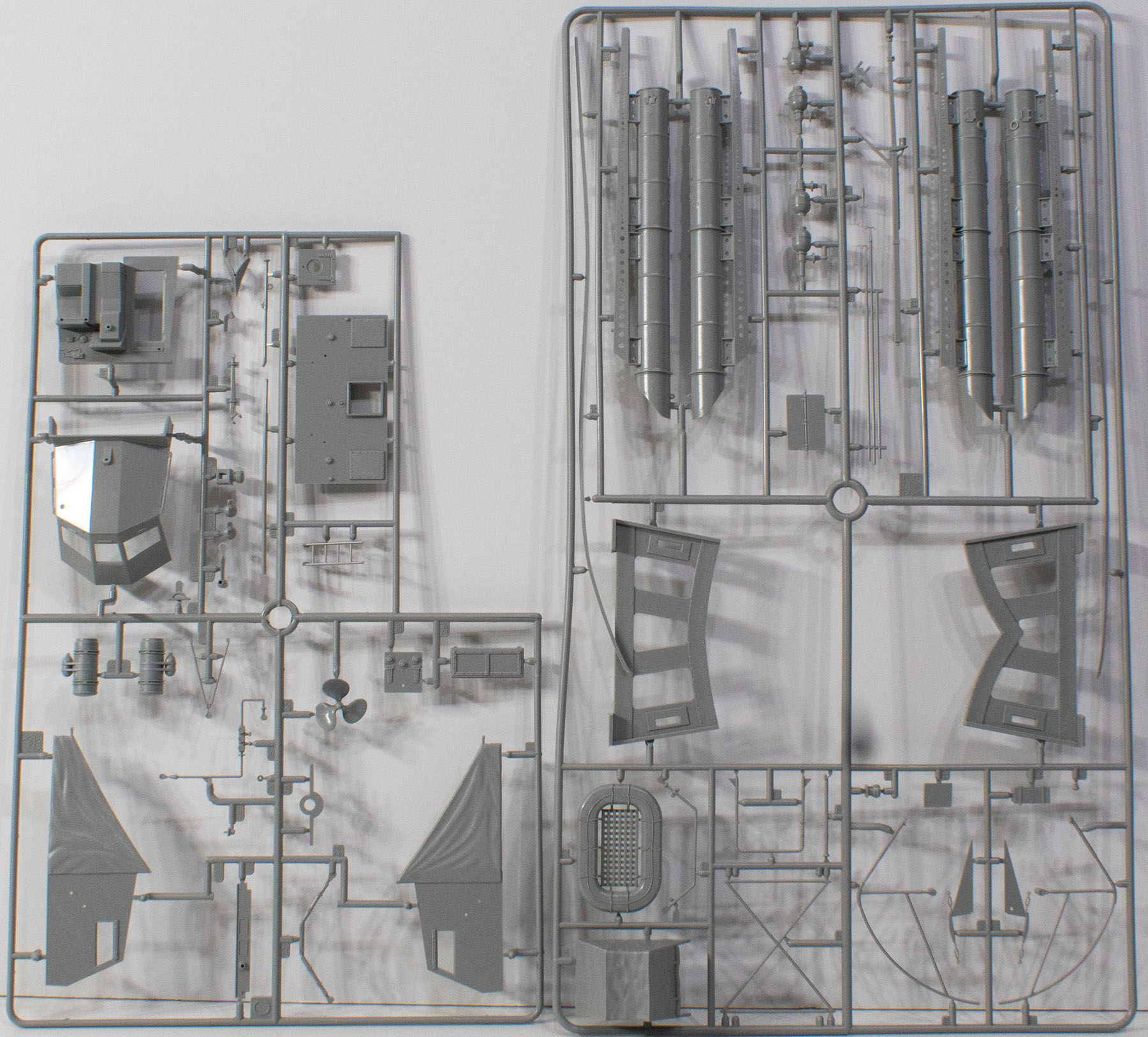 Italeri 5624 1/35 Vosper MTB 74 Parts Image 02