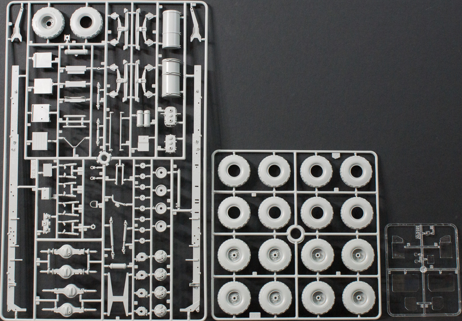 Italeri 6510 1/35 HEMTT Gun Truck Parts Image 02