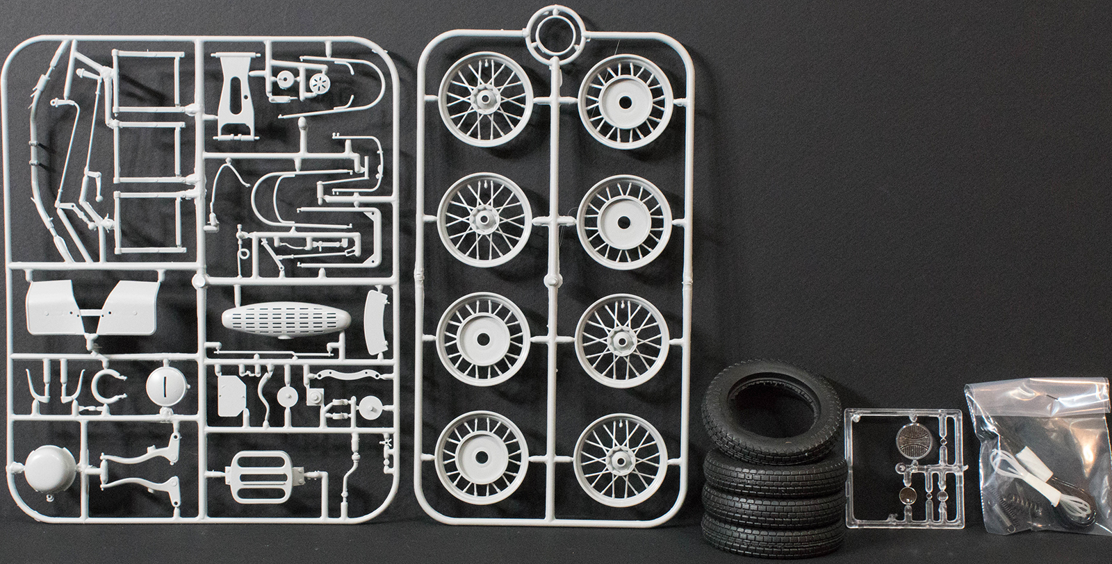 Italeri 7403 1/9 German Military Motorcycle with Sidecar Parts Image 02